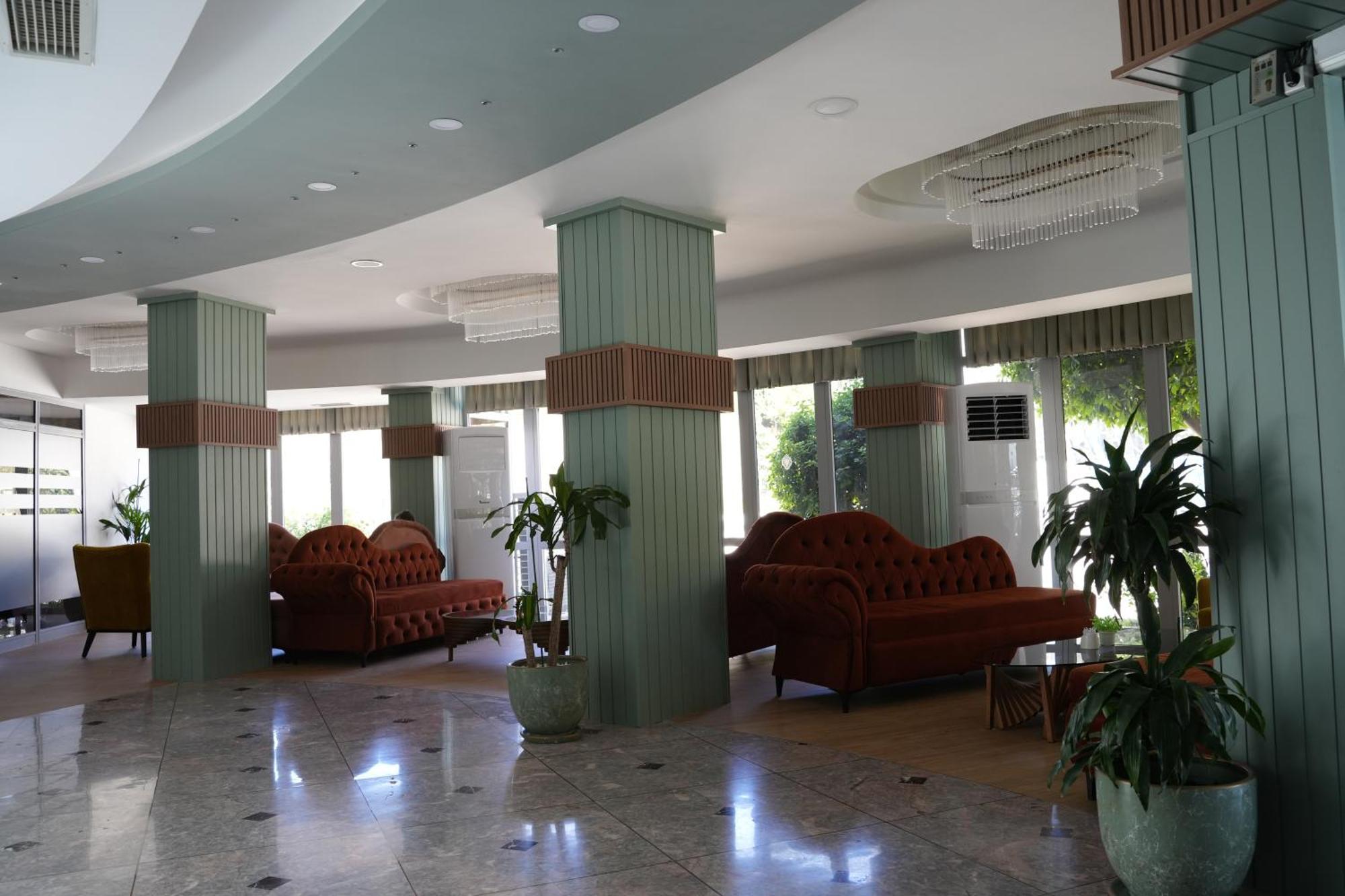 Hotel Ada Newday 3*